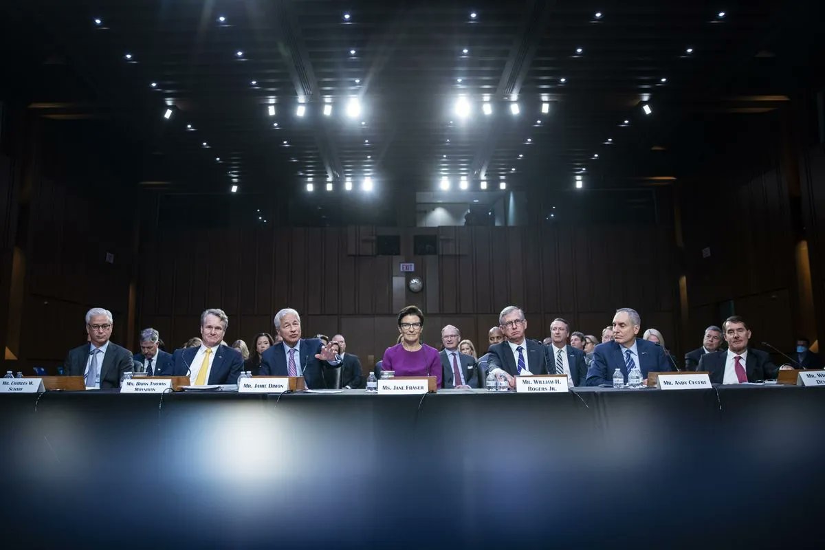 ICYMI: Zelle Emerges as Lawmakers’ Surprise Foe at Bank Hearings buff.ly/3LKxxdV | @business