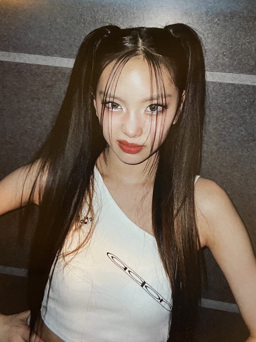 leehyeinfeed's tweet photo. this hyein https://t.co/vCXzsFhBbd