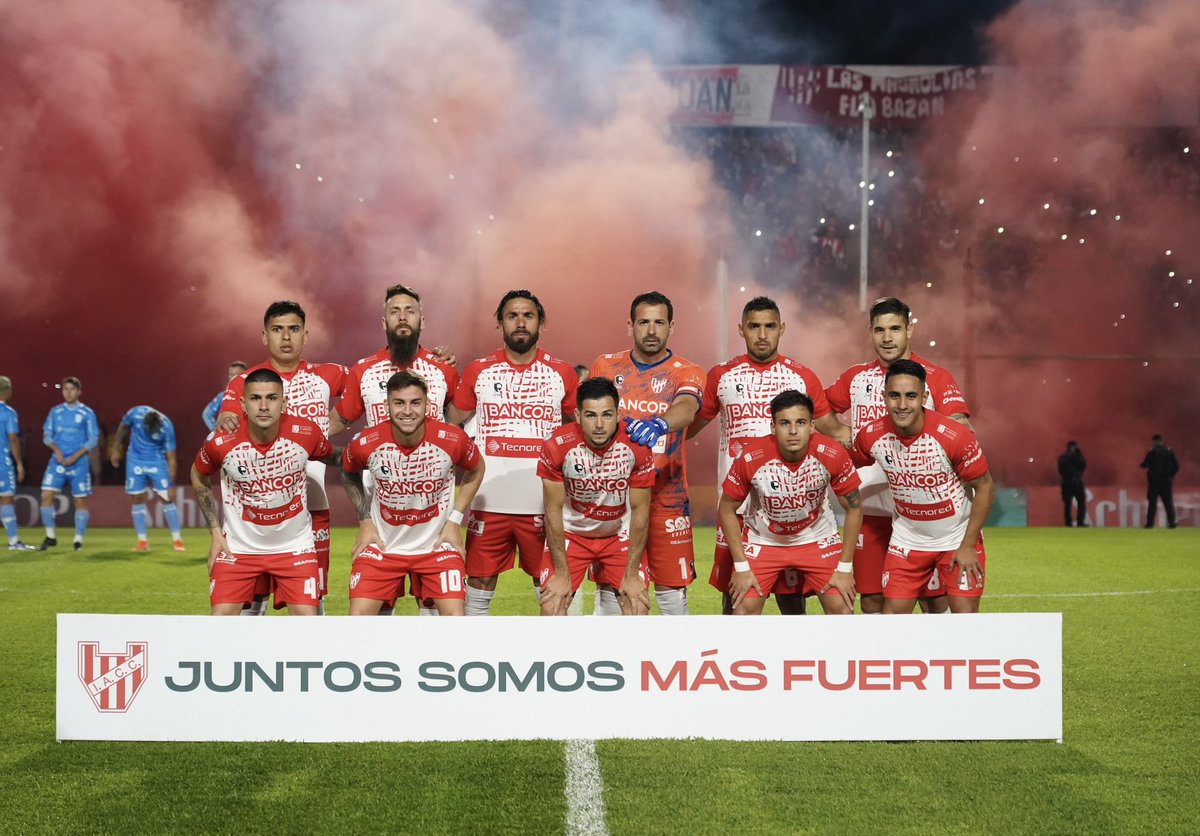 francowatson05's tweet photo. El MONUMENTAL DE ALTA CORDOBA🔥🔥🔥🔥 https://t.co/KpNH40RcMl
