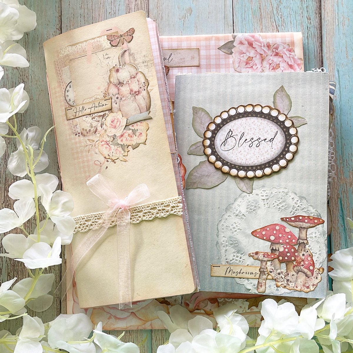 PapeterieRed's tweet photo. 𝘞𝘩𝘪𝘴𝘱𝘦𝘳𝘴
Finishing off with two special journals to hold your beautiful memories… and an envelope bag to hold them.

#vintage #ephemera #journal #diary #stationery #junkjournal #crafting #artjournal #diaryph #journalph #stationeryph #junkjournalph  #lovinglyhandmade https://t.co/1SP12jyWKa