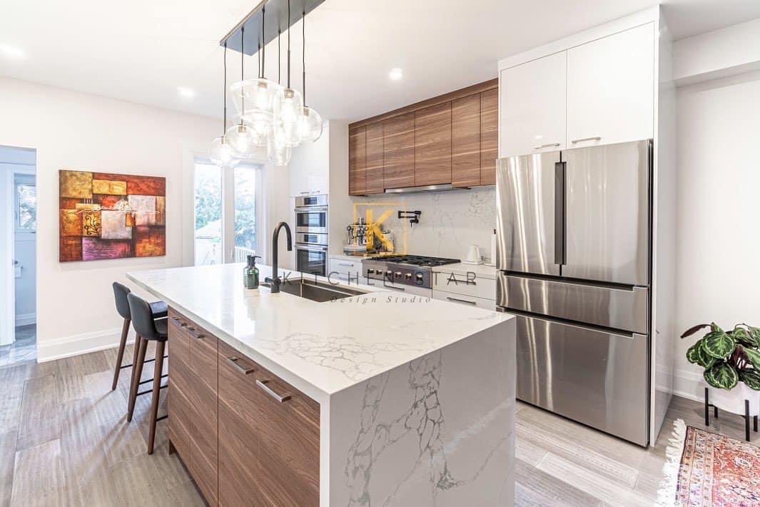 Kitchen_Star's tweet photo. Custom made flat panel contemporary kitchen with quartz counter top and backsplash #gta #amazing #home #lavish #flatpanel #quartz #style #best #kitchenrenovation #kitchen #kitchenstar https://t.co/A7NEJqeP70