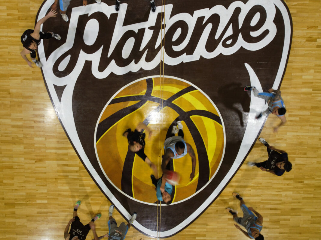 🤩 Disponible la venta de abonos para la #LigaNacional 🎟️

🏀 Enterate como acompañar al "Calamar" en la élite del basquetbol argentino: ➡️ bit.ly/3dLDPxu

#SiemprePlatense🤎