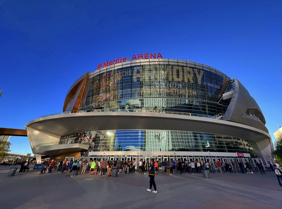 JesseGranger_'s tweet image. Hockey!!!