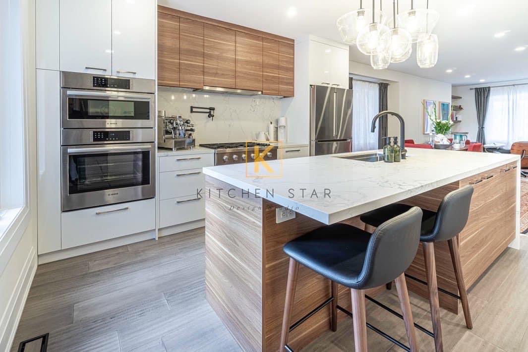 Custom made flat panel contemporary kitchen with quartz counter top and backsplash #lifestyle #quality #renovations #vaughan #toronto #backsplash #homerenovation #homesweethome #kitchendesign #design #bestoftheday #kitchen #contemporary #renovation #reno #design #designer