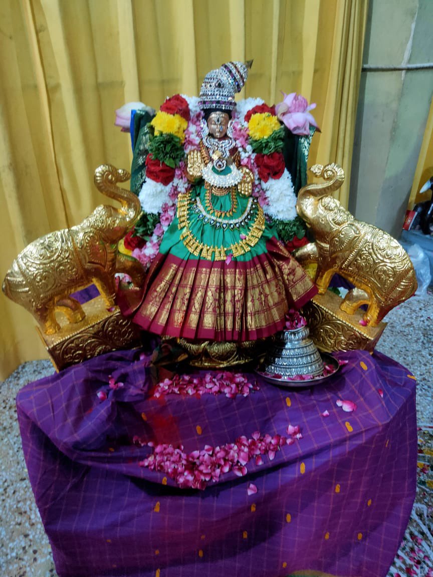 andavanashramam's tweet photo. Photos of Navaratri Thayar Utsavam Day 1 at Secunderabad, Delhi, Goregaon and Dombivli Ashramams
#Navratri #Hindu #Andavan https://t.co/hk0VzHIkCg