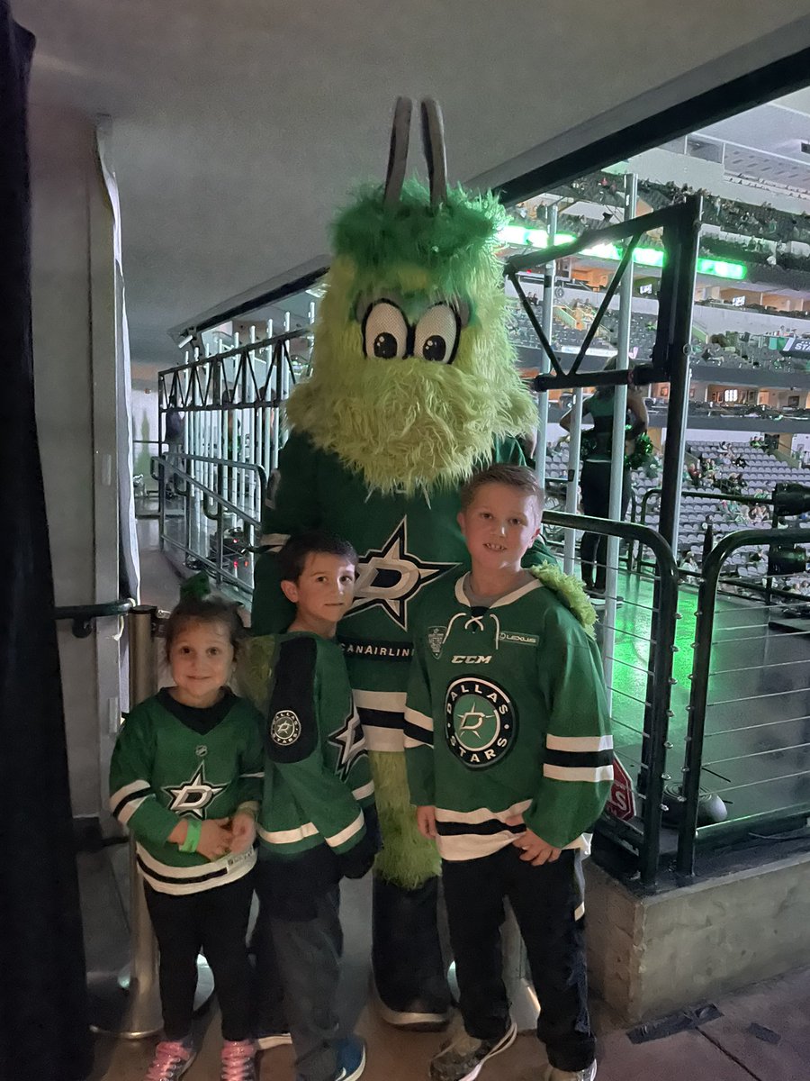 jcodygober's tweet photo. #TexasHockey https://t.co/9S16dDCRUG