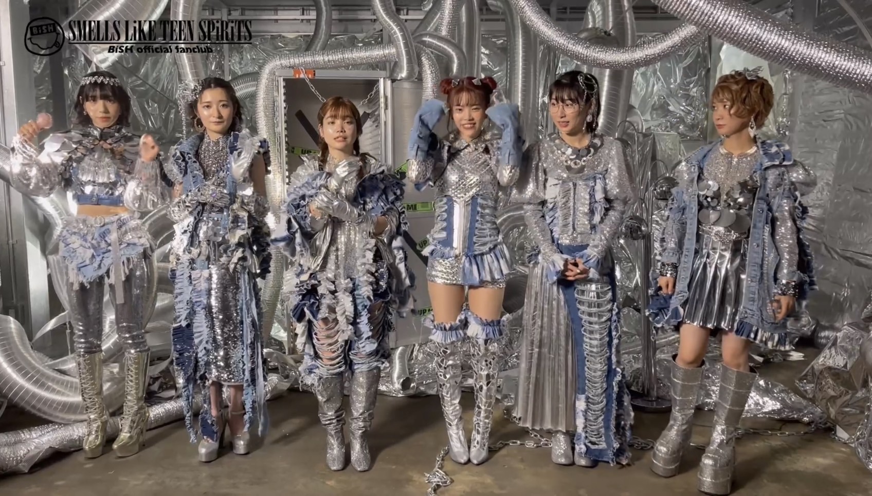 2025年最新】BiSHまとめ売りの人気アイテム - メルカリ