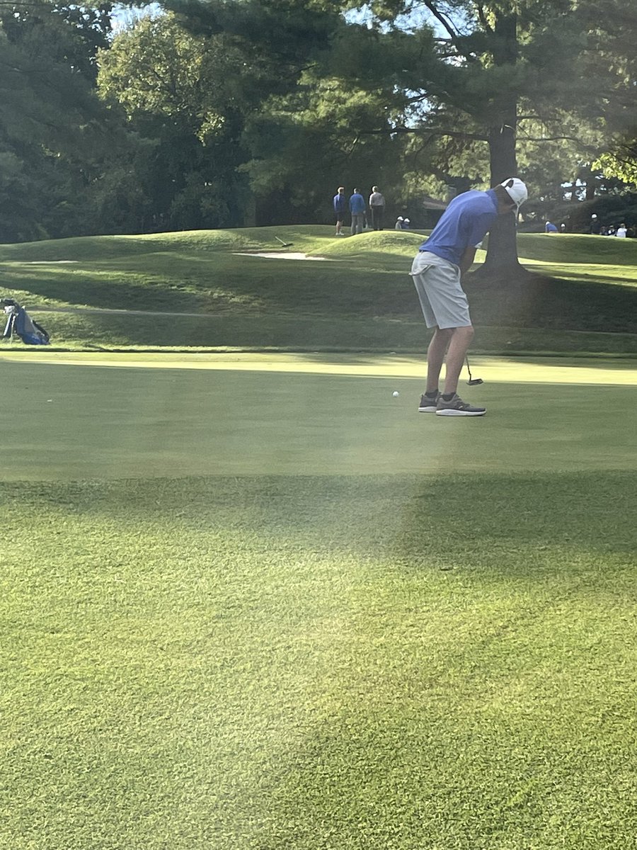 MadeiraGolfTeam's tweet photo. The CHL Champion Mustangs were able to keep their win streak alive today with solid scoring from several golfers at Wyoming GC. Leading the way for Madeira were Jackson Cunningham and Grant Rindels, both with 39. Tanner Temar helped with 43. Next step, Sectionals on Wednesday! https://t.co/zrZLT0g5gM