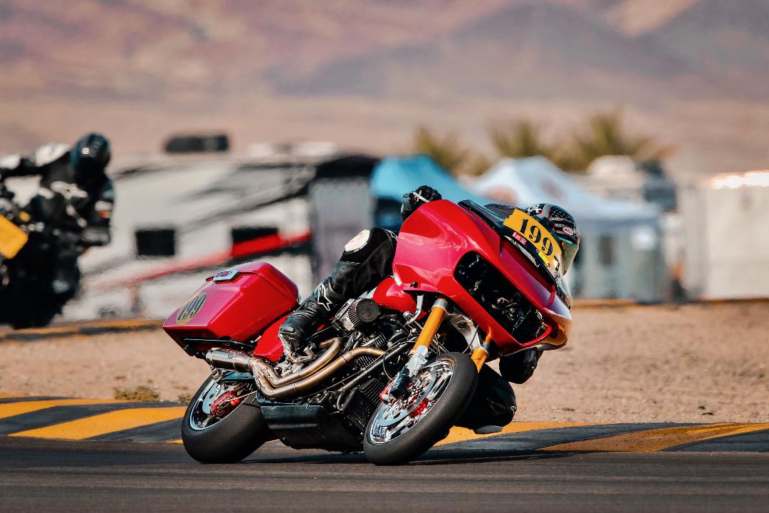 Smt_MachiningCo's tweet photo. Shout out to Danny_Ruthless for taking home a 2nd place trophy this weekend at the @cvmaracing. Looks like the Racelite wheel and PR1 rotors are doing their job!
#smtwheels #smtracing #tracktestedraceproven #harleyracing #performance #ridewiththebest https://t.co/p5oxO3vbVQ