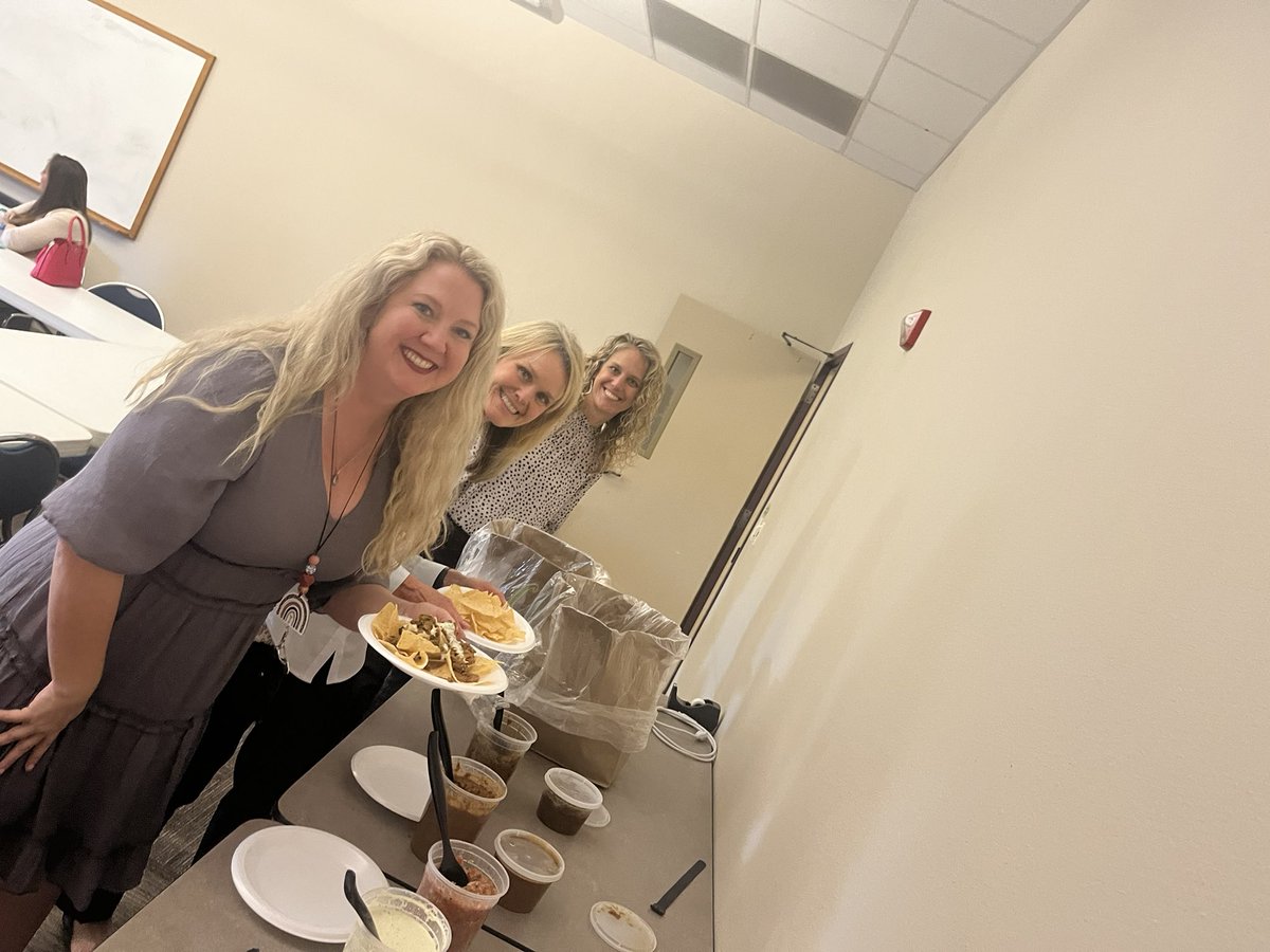 Thank you to <a href="/ChuysRestaurant/">Chuy's</a> North Fort Worth for donating dinner for our <a href="/KellerISD/">Keller Schools</a> <a href="/NBPTS/">National Board</a> teachers tonight while they worked! <a href="/KISDPL_Lead/">Keller ISD Professional Learning and Leadership</a> <a href="/ArielleNunez20/">Arielle Nunez</a>
