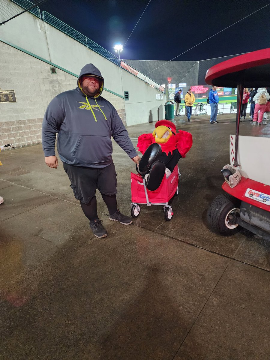 JessicaP0421's tweet photo. Rain delay at the @RocRedWings game?  No problem...hanging with @mitrano23andy and the best mascots on the planet https://t.co/OUCjlMPkzv