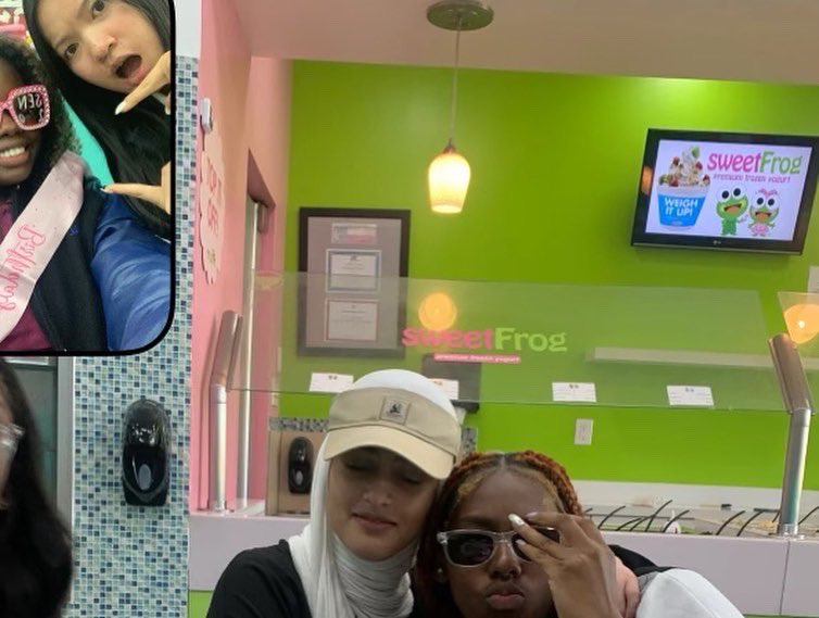 StucoNFHS's tweet photo. After officer meeting festivities 🤩🤩 #truenorth #sweetfrog #excellence https://t.co/fmni6hh9dz