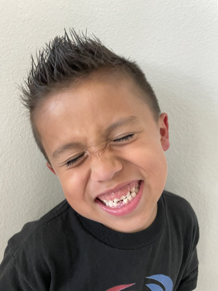 pecina_cindy's tweet photo. Ethan lost his 1st 🦷 today and is ready for the tooth🧚 https://t.co/kbqwr1epQv