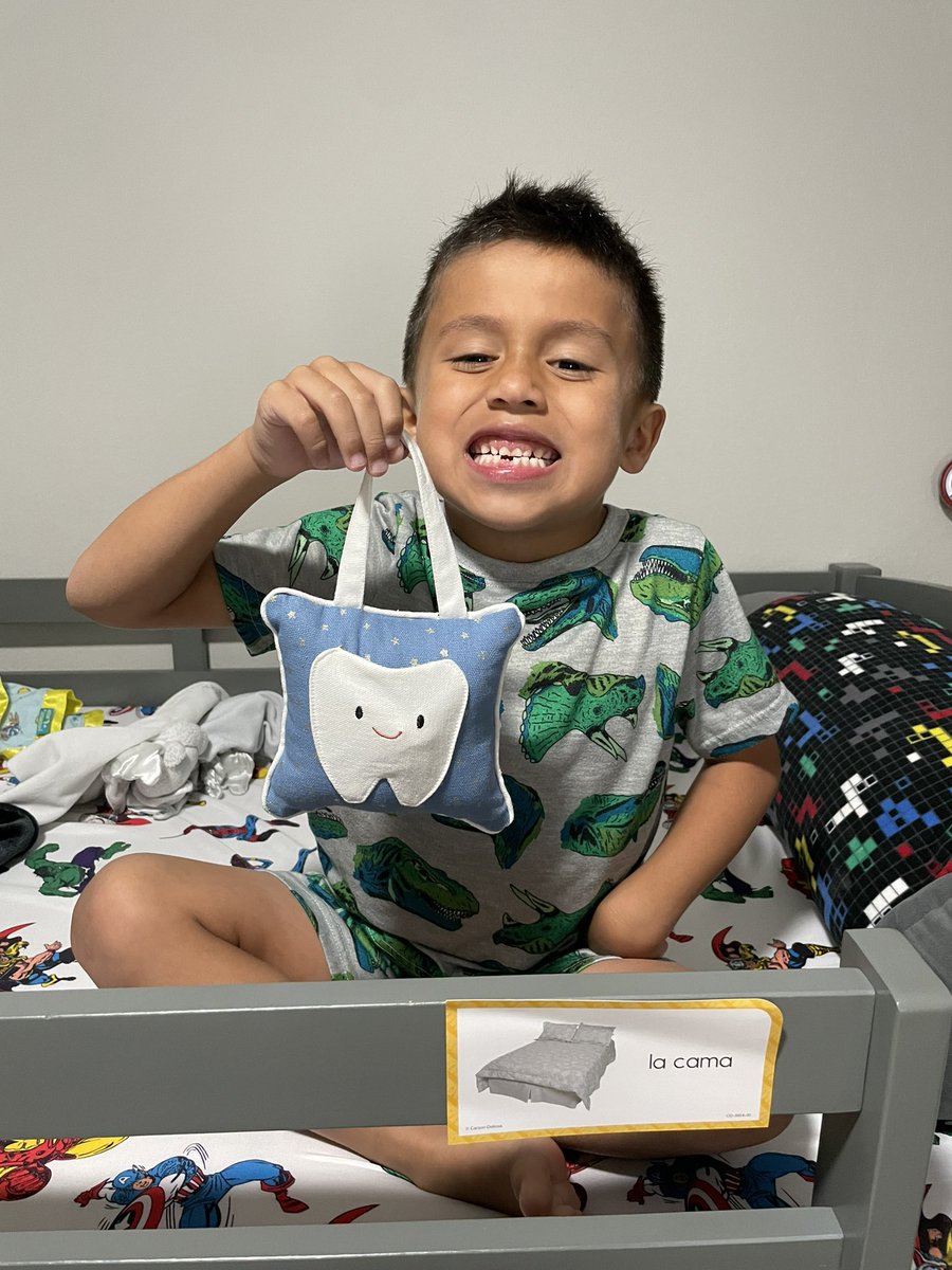 pecina_cindy's tweet photo. Ethan lost his 1st 🦷 today and is ready for the tooth🧚 https://t.co/kbqwr1epQv