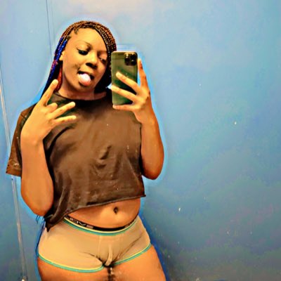 1blackbarbieee's tweet photo. Eastside baby🤟🏾 
#LLKINGVON
#NewProfilePic https://t.co/gtJbn83Zql