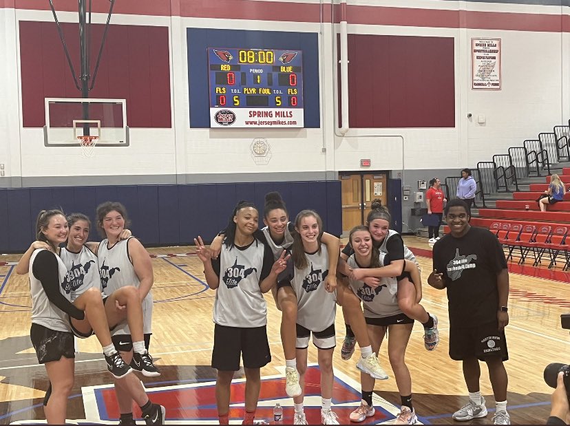 Thank you @304Elite for inviting me to this past weekends camp! I had an opportunity to work on my game and play alongside some fellow WV competition…enjoyed playing with my team that went 3-0🤍<a href="/KilahDandridge/">Kilah Dandridge</a>