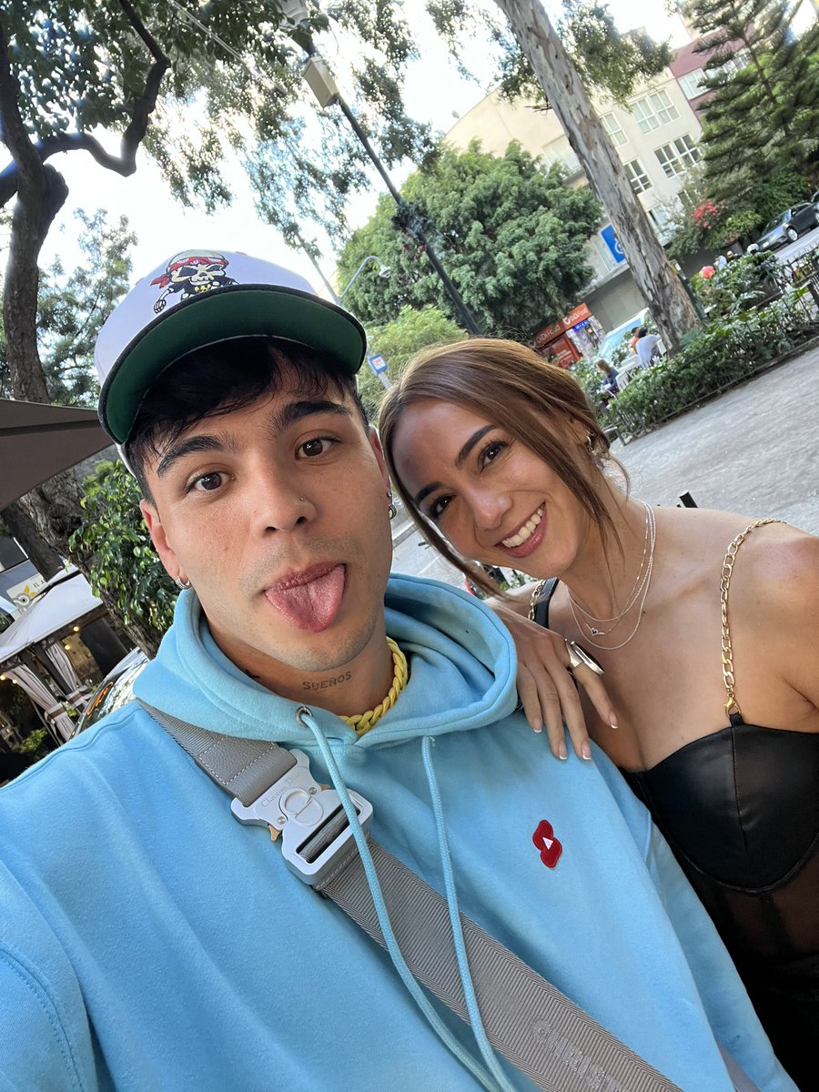 villalobossebas's tweet photo. siempre deseándote lo mejor @danielarued 🫶🏼 https://t.co/imH4vMnL7y