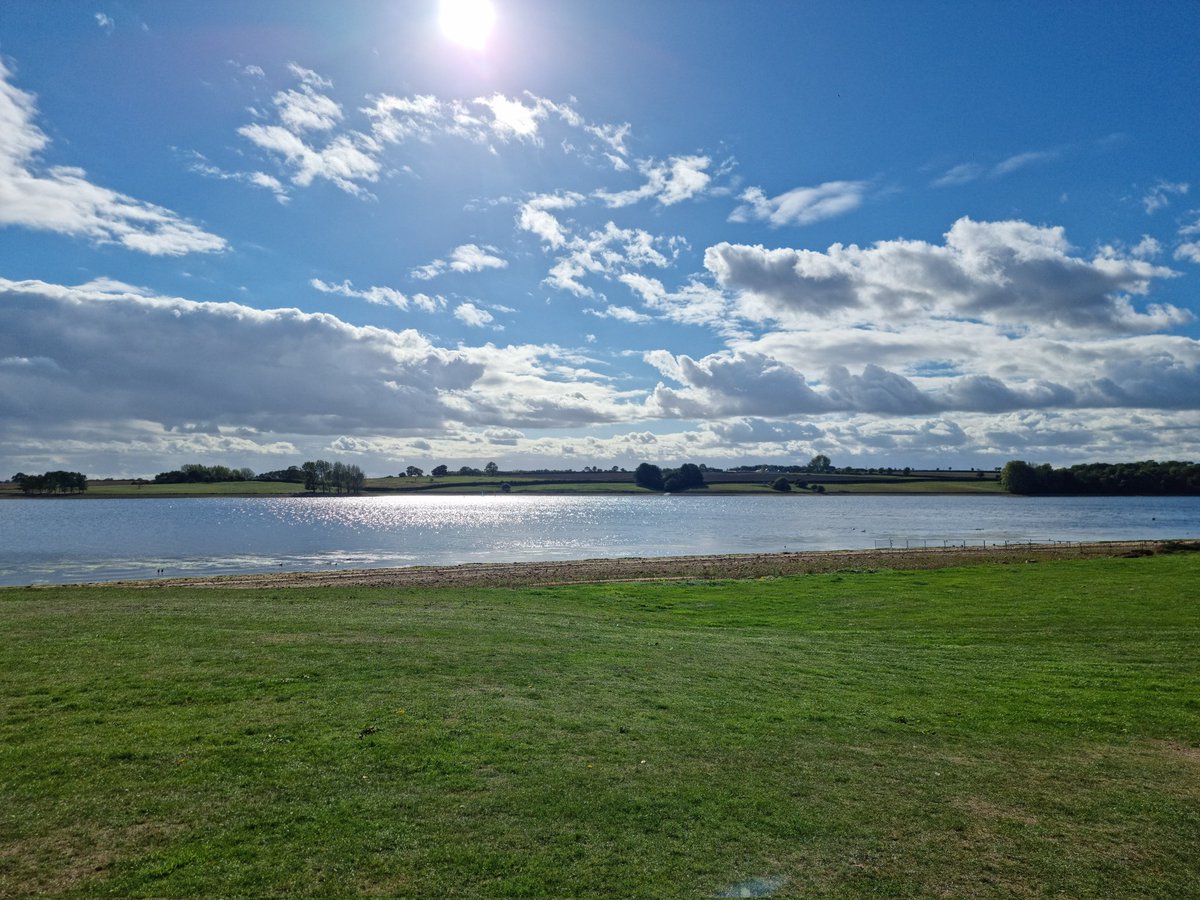 MattMWater's tweet photo. Fantastic day spent networking with the wider quality and environment directorate from @AnglianWater at Rutland Water. https://t.co/li7G1l1ewo