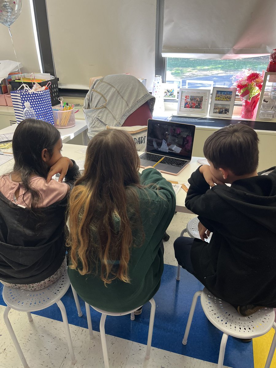 Julianne Goldy tweet media