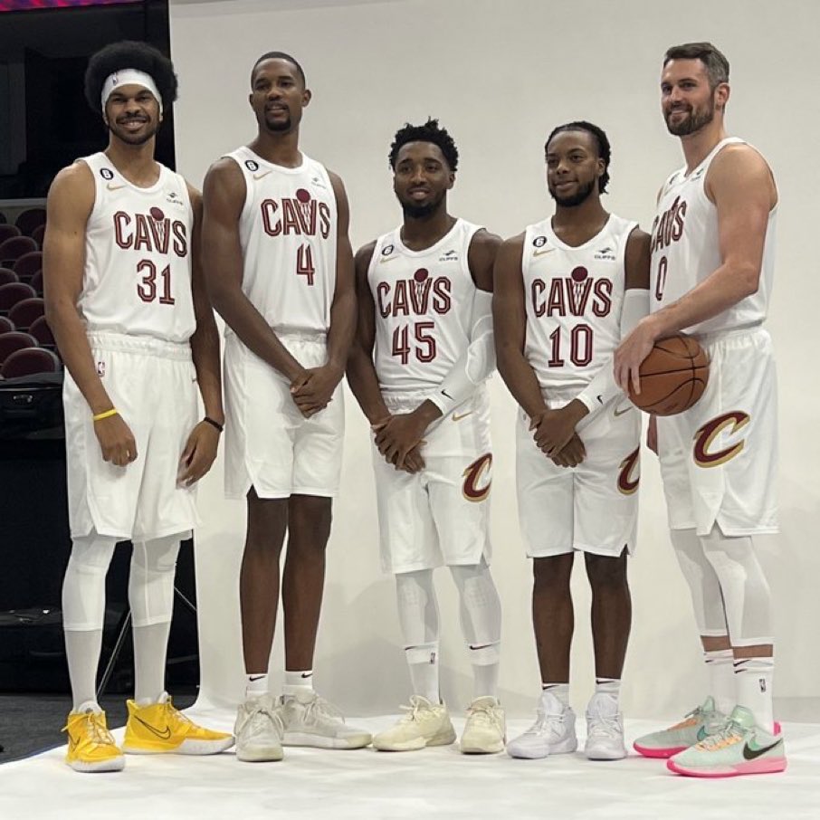 ParlonsNBA's tweet photo. 😮‍💨😮‍💨😮‍💨😮‍💨😮‍💨 https://t.co/NpProGpa50