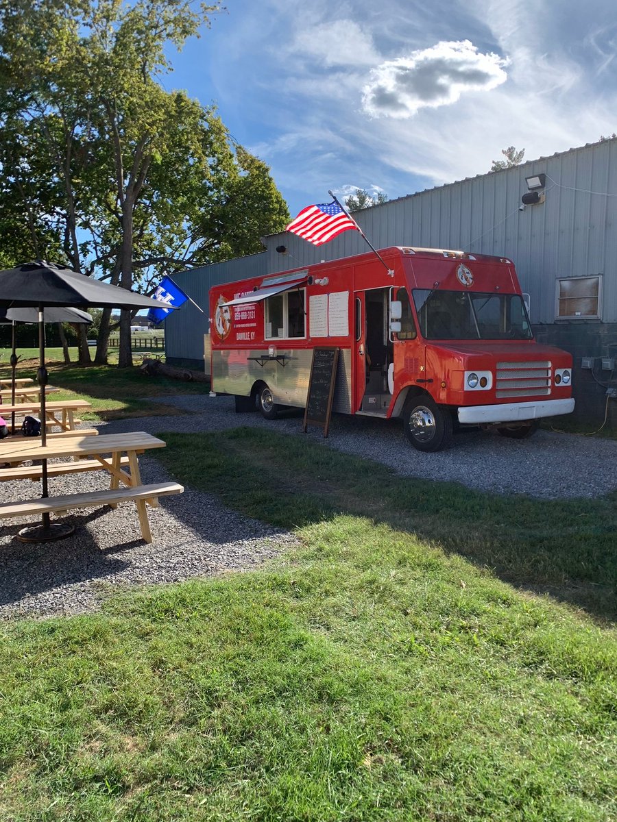 morleysbackyard's tweet photo. We've got Captain Franks Hot Dog Emporium in the yard today. Stop on by! https://t.co/nVJq7SfRHm