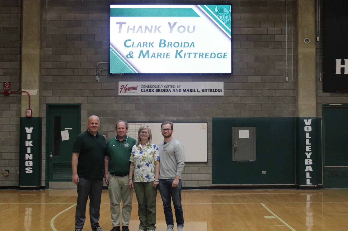 💚Cleveland State Athletics would like to 𝓡𝓮𝓬𝓸𝓰𝓷𝓲𝔃𝓮 &amp; 𝓣𝓱𝓪𝓷𝓴 Clark Broida and his wife Marie Kittredge for their continued support of Viking Athletics!

🔗 bit.ly/3dKpv8p

#MondayFUNDday | #GoVikes