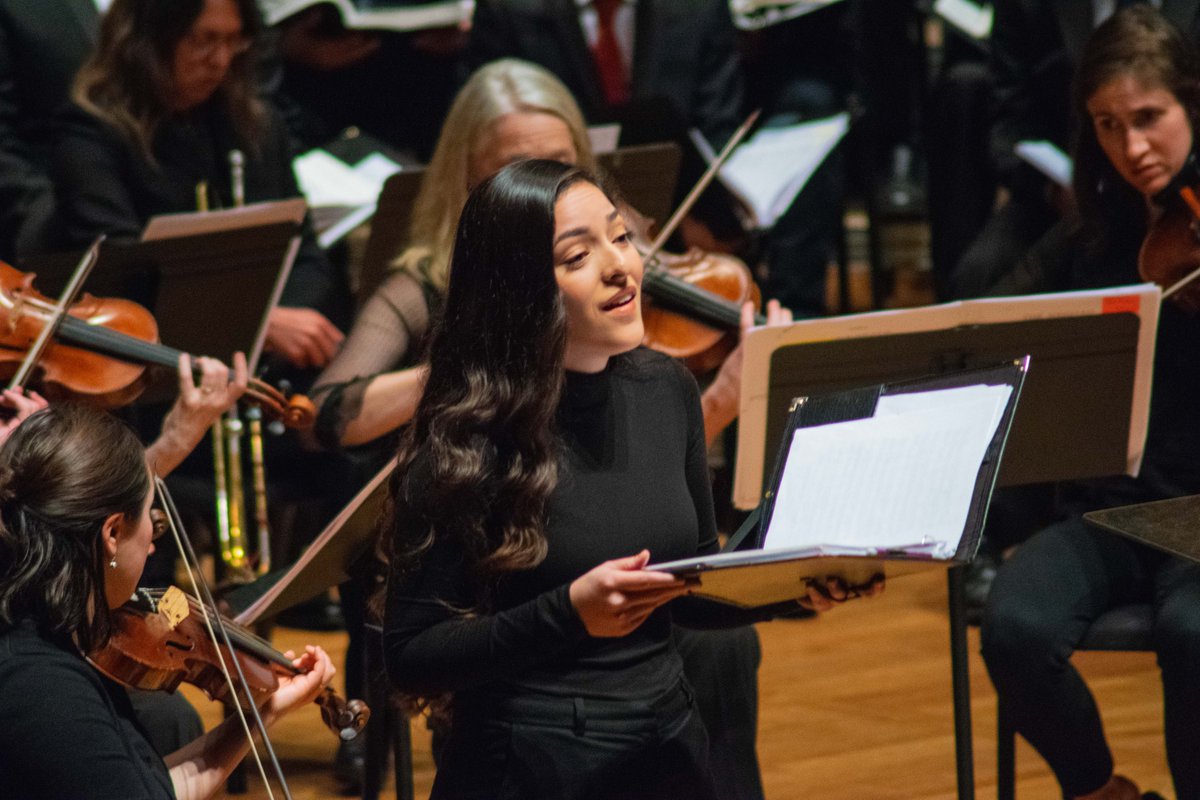 ucbmusicdept's tweet photo. Chamber Chorus has won The American Prize in Choral Performance—college/university division (smaller program), 2022.
https://t.co/59kdfNUKcJ...
#Berkeleymusic https://t.co/xKArwXBdsa