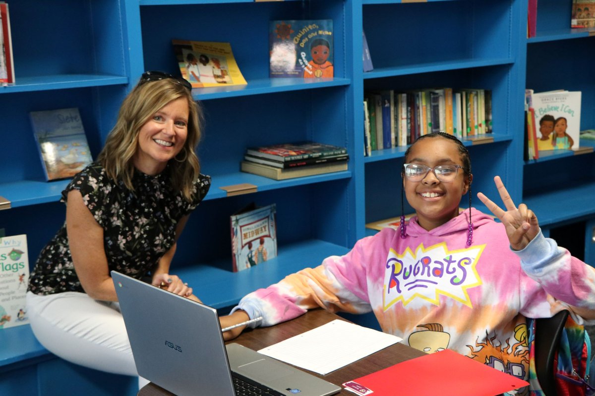 BGCCoastalPlain's tweet photo. THANK YOU @TowneBanking! As part of their Days of Caring, TowneBank staff in @GreenvilleNC volunteered at Jack Minges & Lucille W. Gorham Clubs the week of 9/12 supporting the Power Hour: Homework Help Program sponsored by #TowneBank + Money Matters to promote financial literacy. https://t.co/P83XMW02Qp