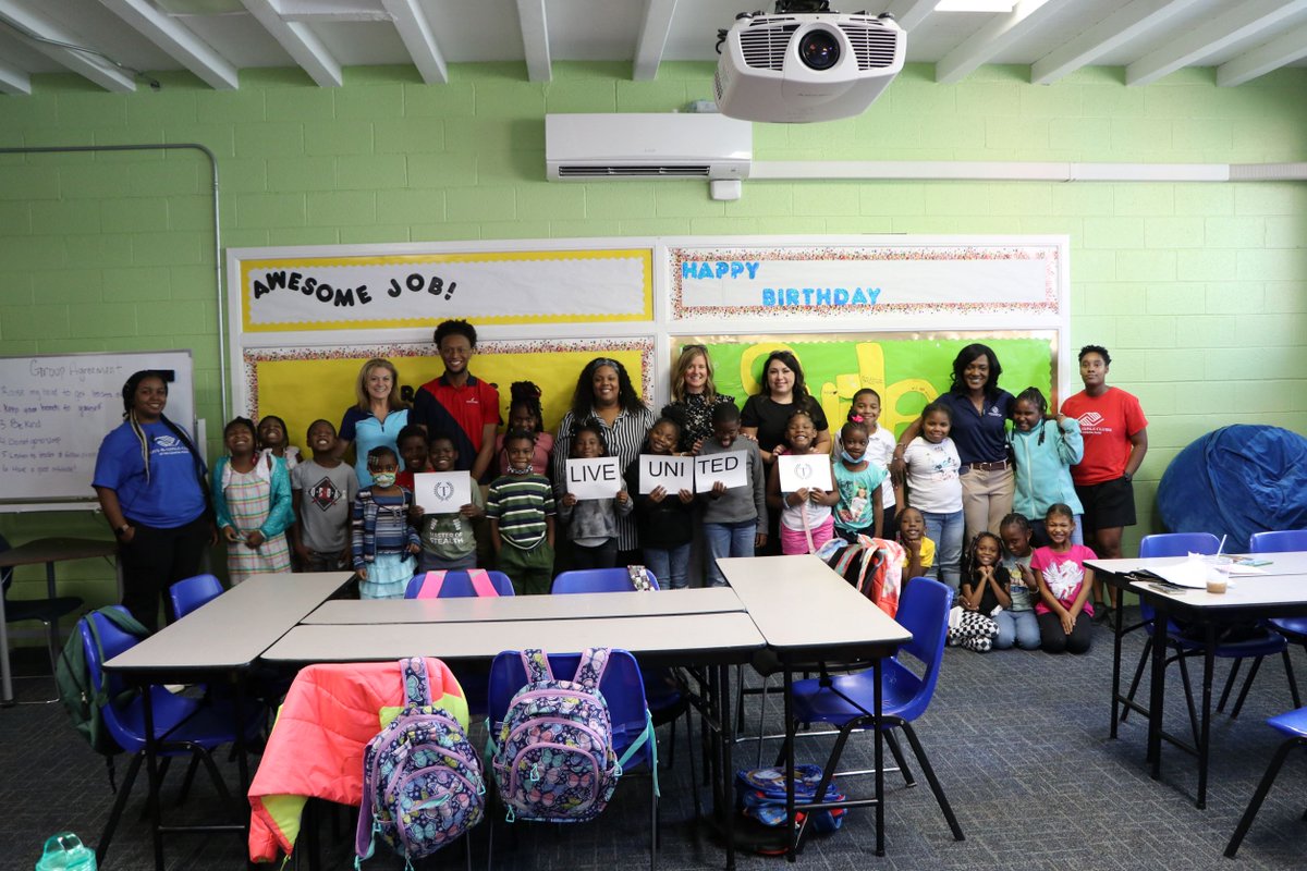 BGCCoastalPlain's tweet photo. THANK YOU @TowneBanking! As part of their Days of Caring, TowneBank staff in @GreenvilleNC volunteered at Jack Minges & Lucille W. Gorham Clubs the week of 9/12 supporting the Power Hour: Homework Help Program sponsored by #TowneBank + Money Matters to promote financial literacy. https://t.co/P83XMW02Qp