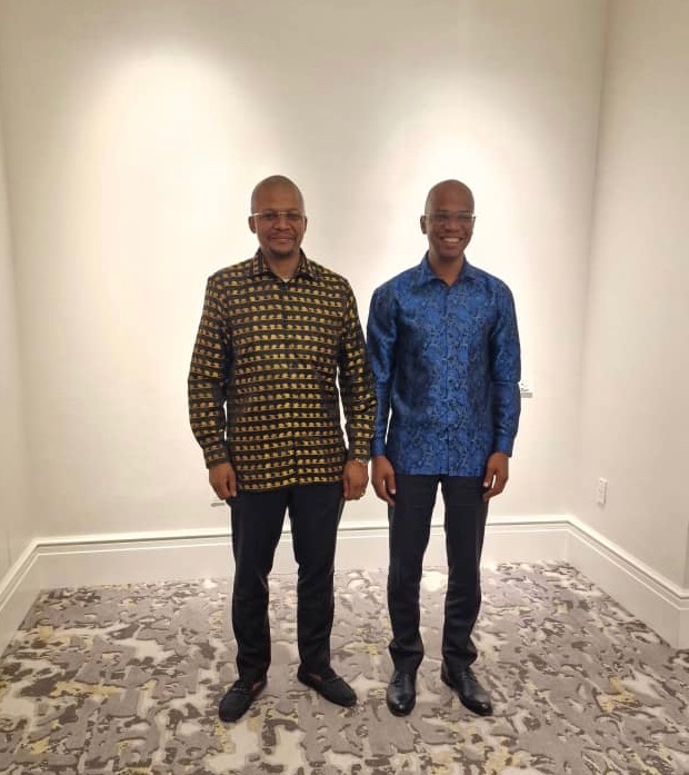 DidierBudimbu's tweet photo. #HoustonAfricaEnergySummit 
Clôture ce Samedi, un entretien avec @JMakamba  Ministre Tanzanien de l'énergie et du pétrole, à propos des solutions de transport dans l’amont et l’aval pétrolier. 
Et la société Swiss Petroleum, désormais soumissionnaire pour nos blocs pétroliers. https://t.co/58aNPACN3J