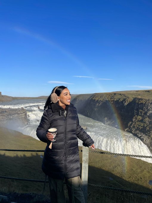 Woke up in Iceland 🇮🇸🌈🫶✈️ https://t.co/pY8cKYUtmV