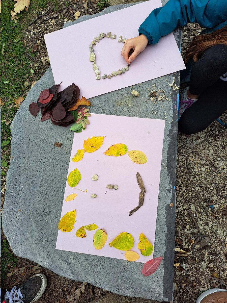 Students in 3/4 are studying personal identity in social studies. They gathered materials during a forest walk and made self-portraits trying to show some identifying features.