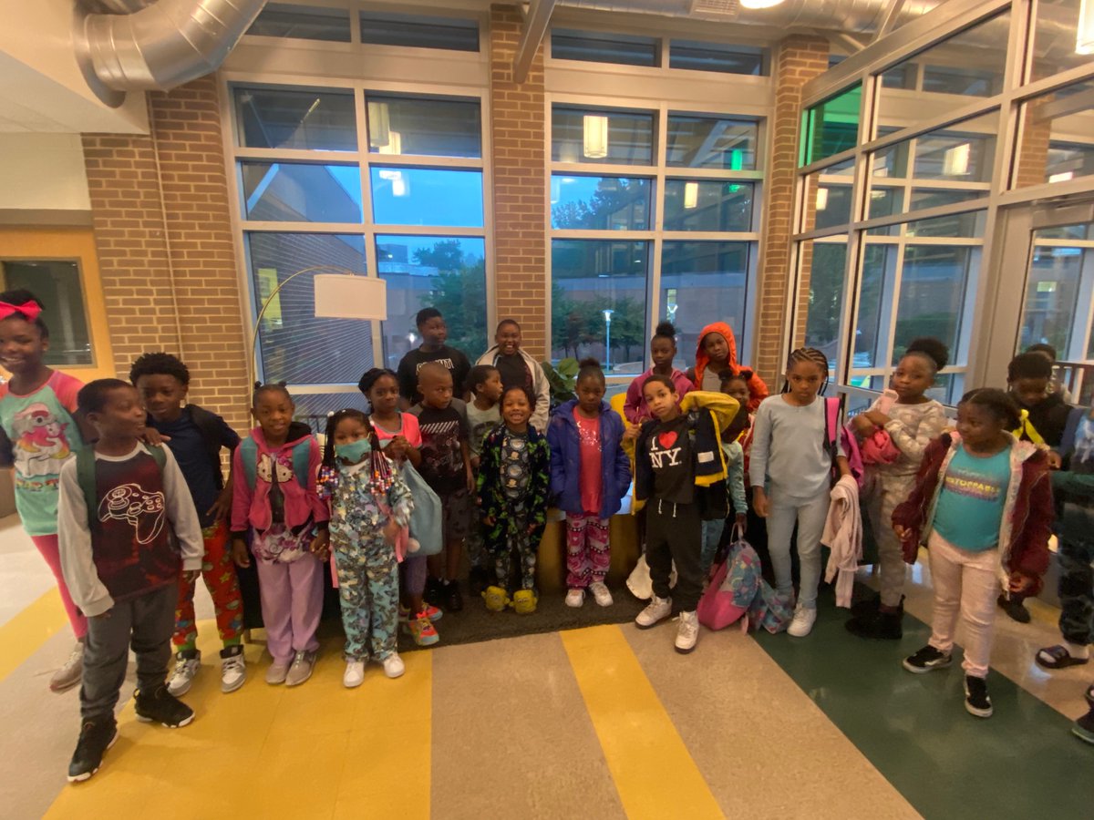 MsLFrazier's tweet photo. We didn’t hit snooze because we were excited about Attendance Awareness Spirit Week! We were so comfy in our “Don’t hit snooze, come to school” PJ’s. @APSBoydES @AP_Fagan @PrincipalK_APS @apssocialworker https://t.co/8mCXsw5BlK