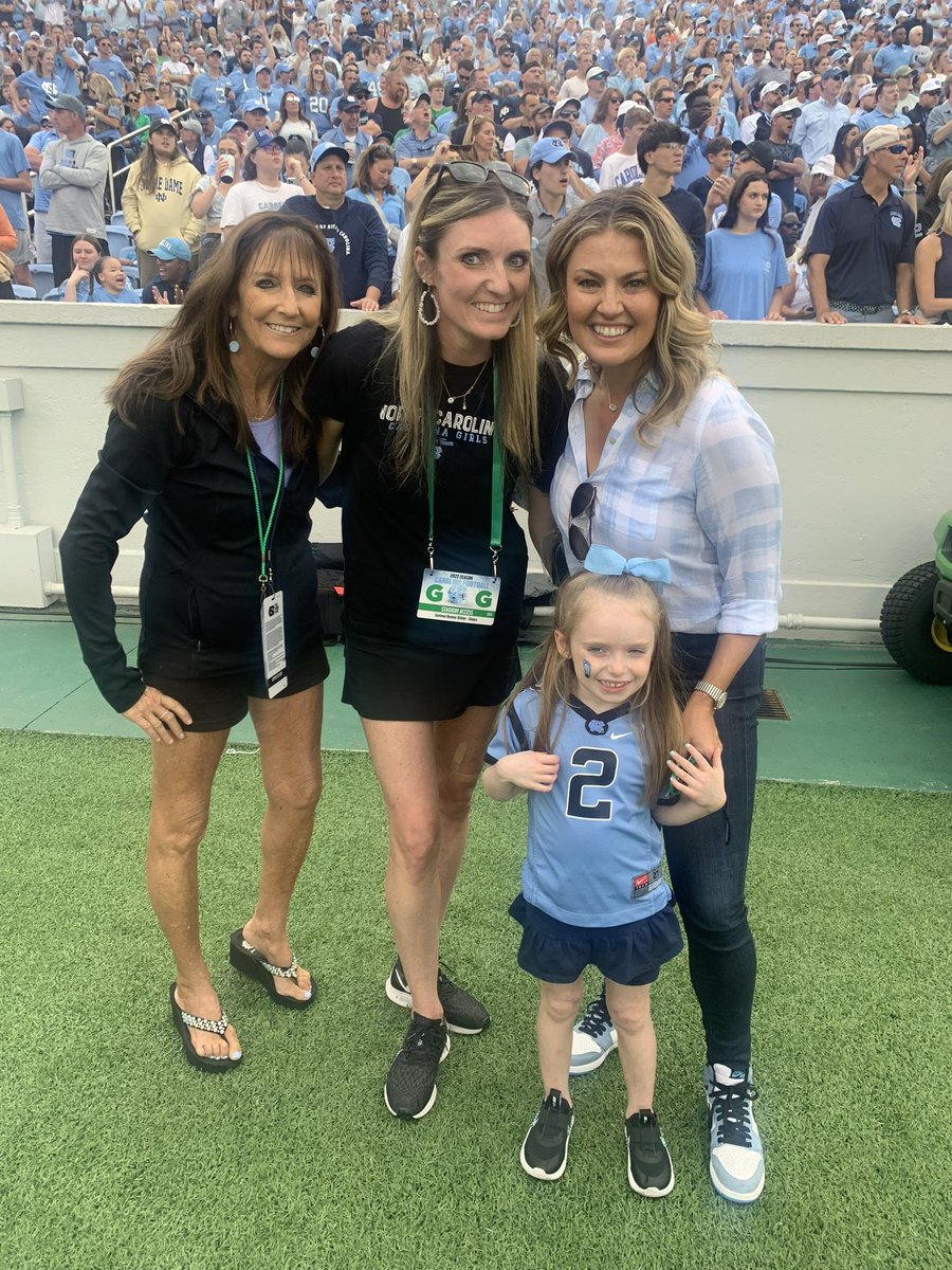 Bryn Renner on Twitter "So cool to be back in Chapel Hill this past