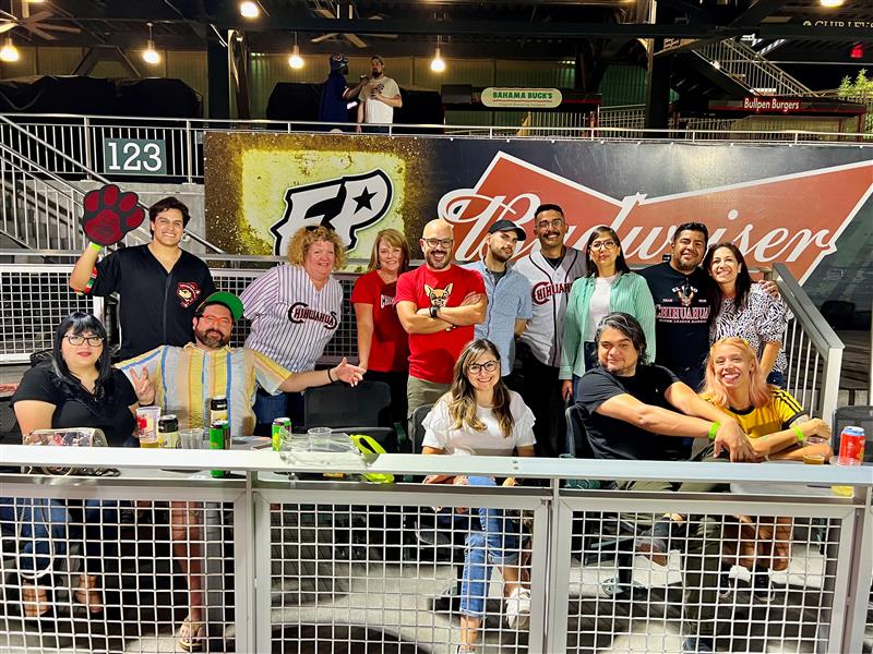 It's been a while but the team made it back for another fun-filled Chihuahuas outing... and with a division championship as well!

Buena suerte in the playoffs, Chihuahuas!

#FearTheEars