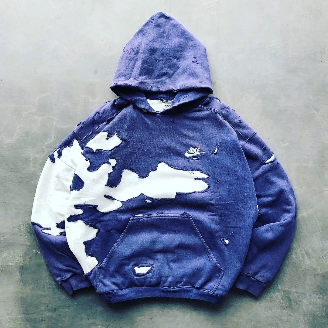 weirdtripclub's tweet photo. Clothing &amp; accessories inspiration ©

Also, 100 Weird Trip Studio Team caps drop tomorrow @ 10am PST 👀🧢 Stay tuned #WeirdTripClub https://t.co/Zg1dpfnD2f