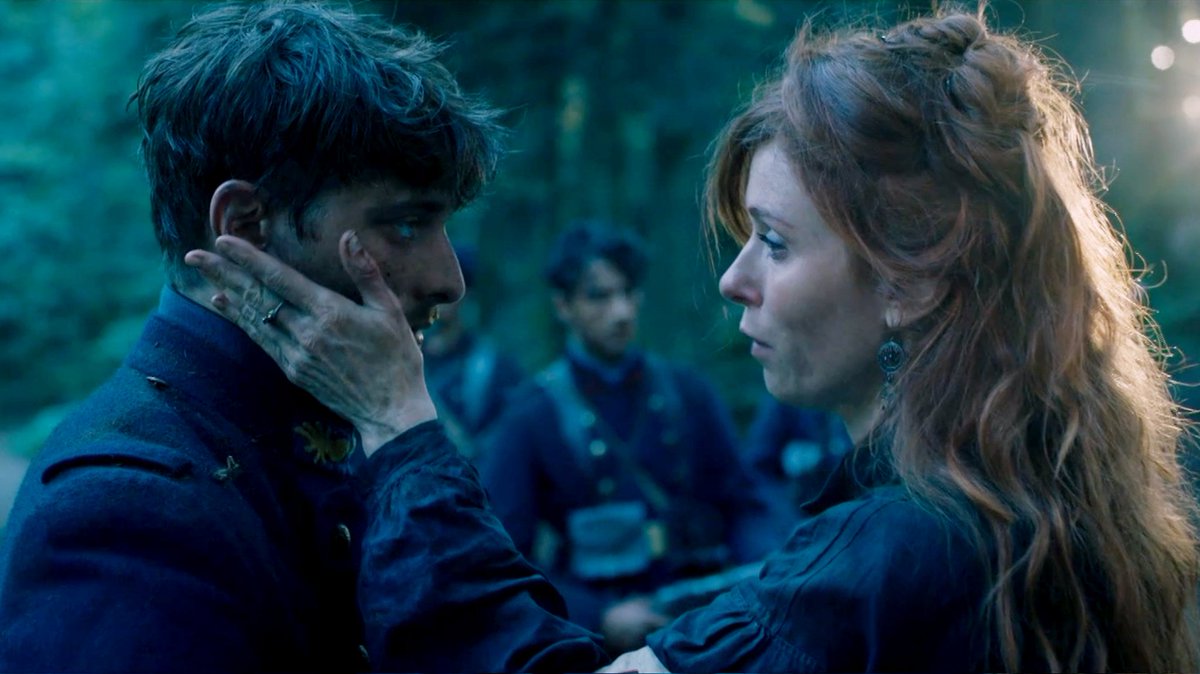 diariesmorgadec's tweet photo. D'accord c'est si mignon, mais faut qu'elle lui dise que c'est sa mère, parce que votre pote il est en train de tomber amoureux 😭 #lescombattantes https://t.co/Dw23aKML82