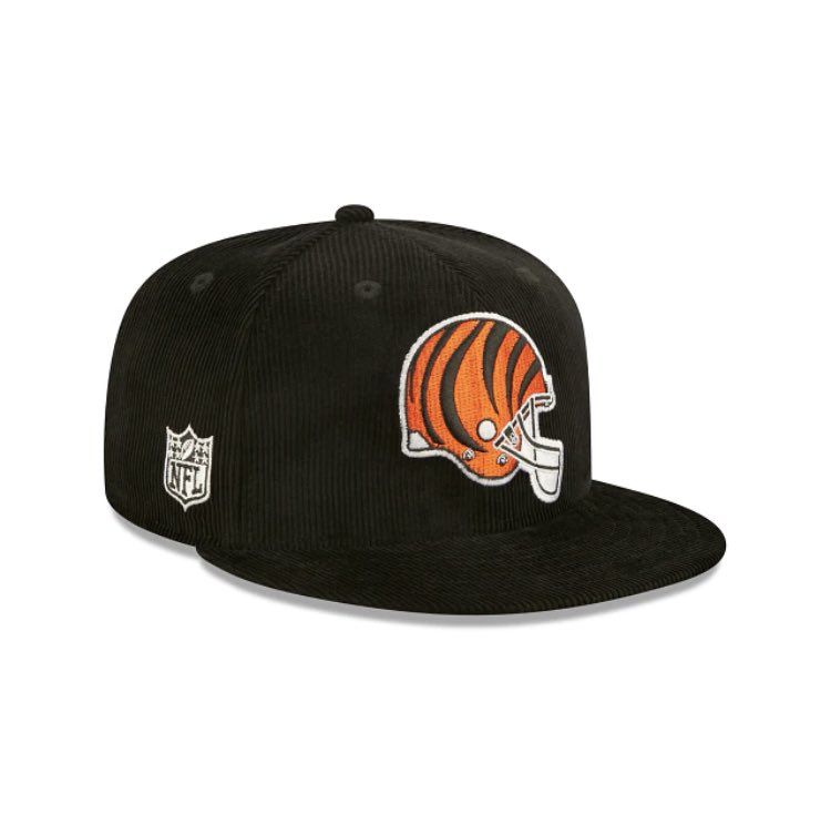 The fact that this doesn’t come in fitteds is a huge slap in the face 😪😂