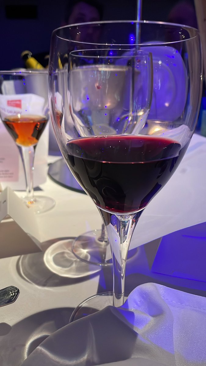 KevthecAAke's tweet photo. Fantastic night at the AA Hospitality Awards Dinner. #AAHospitality  great company on the table and delicious food and wine. https://t.co/Pp0ipYAeVy