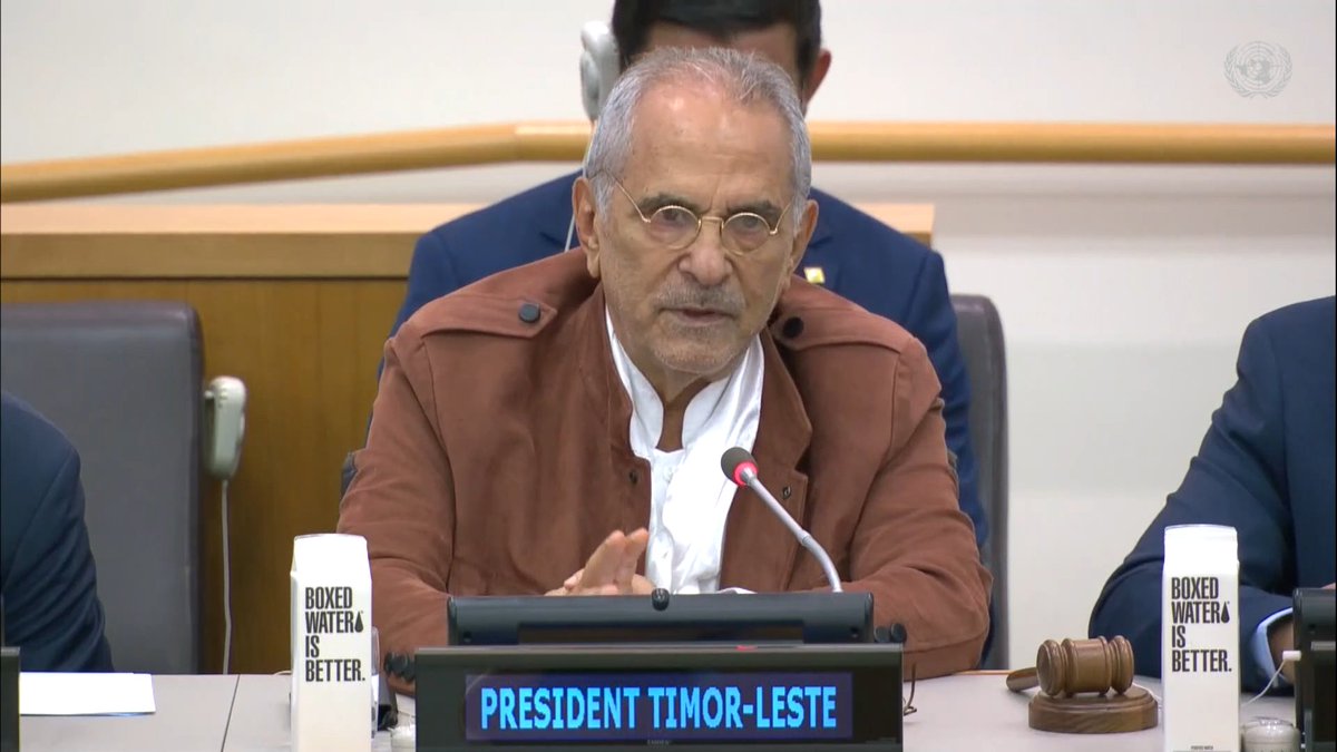 H.E. Mr. José Ramos-Horta, President of Timor-Leste, shared with the Commission good practices and lessons learned from peacebuilding efforts in Timor-Leste. He stressed the role of credible and legitimate leadership in the reconciliation process.