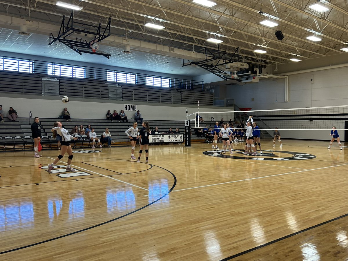 KevinHensleyCVN's tweet photo. THREAD: The #Robbinsville #LadyKnights host Smoky Mountain. #SMCJVVB #SMCVB https://t.co/AhwScoY5Ad