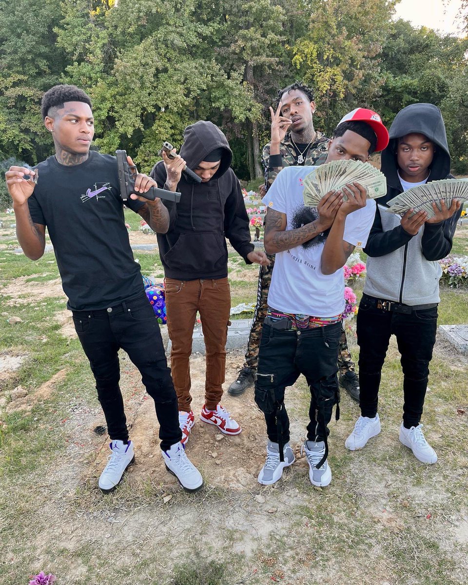 BlocnationMt's tweet photo. #Mteezy #LLFeezy https://t.co/Ackdzr4fgi