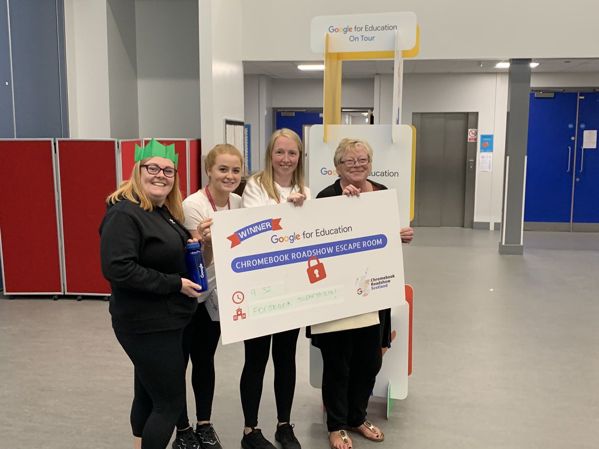 FordbankPS's tweet photo. What a great session recently where @ThornPriSch @AuchenlodmentPS @StDavidsPS @LPSandELCC joined us for the #ChromebookRoadshow with @NiallRidgway and his team.  Fantastic from start to finish!  @GoogleForEdu @DigiLearnRen @Schools_Digital 💻 💡 #localityworking https://t.co/VBevGUlDzb