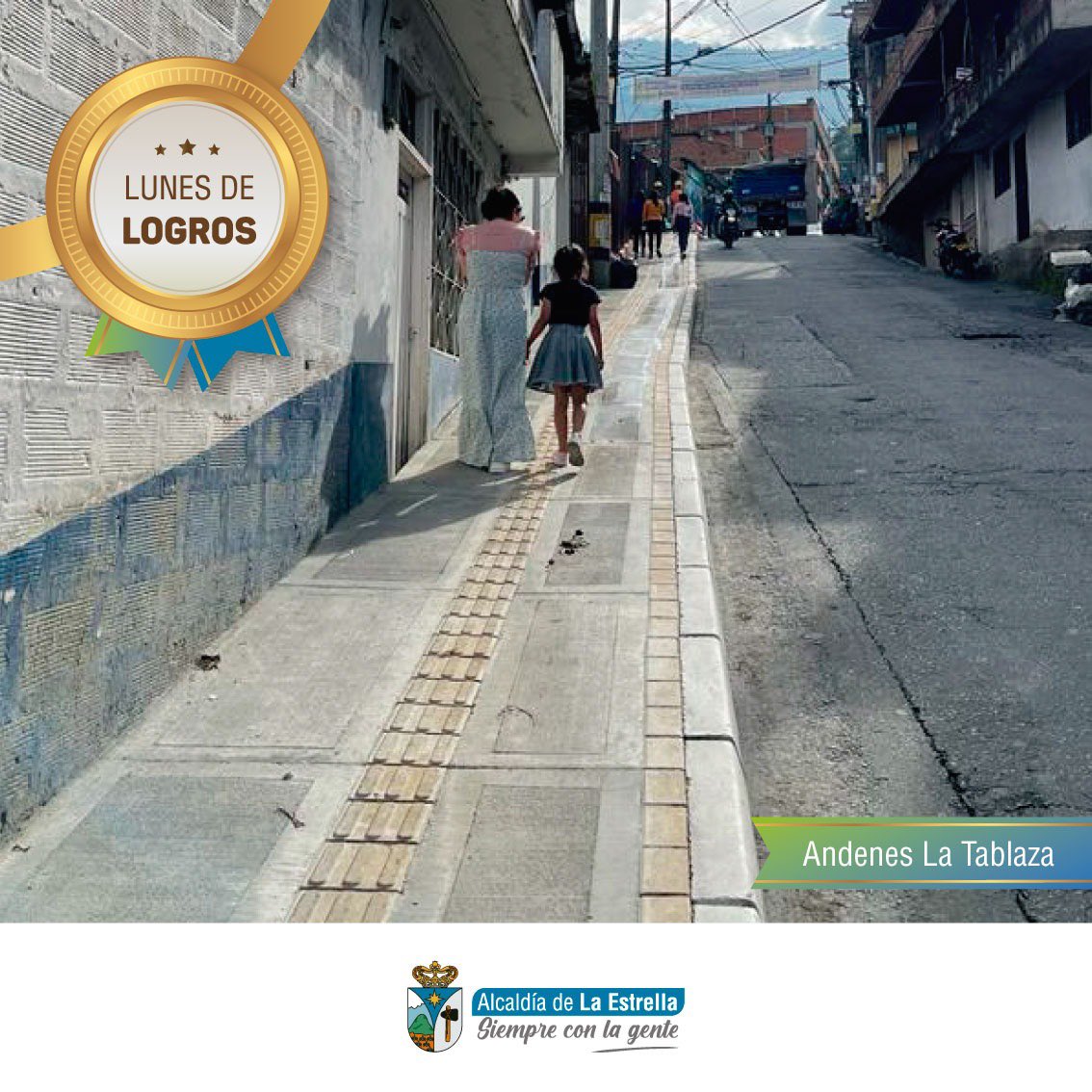 AlcaldEstrella's tweet photo. Hoy en #LunesDeLogros 🏆🤩 exhaltamos esta obra en el sector 📍La Tablaza, que con 331 metros de andén le entregamos seguridad y bienestar a la comunidad. 👌🏻
✅👏🏼 Una ciudad imparable es una ciudad que construye velando por la vida del peatón. 💯
#SepBIO 🍃 https://t.co/fNUCQn1GIK