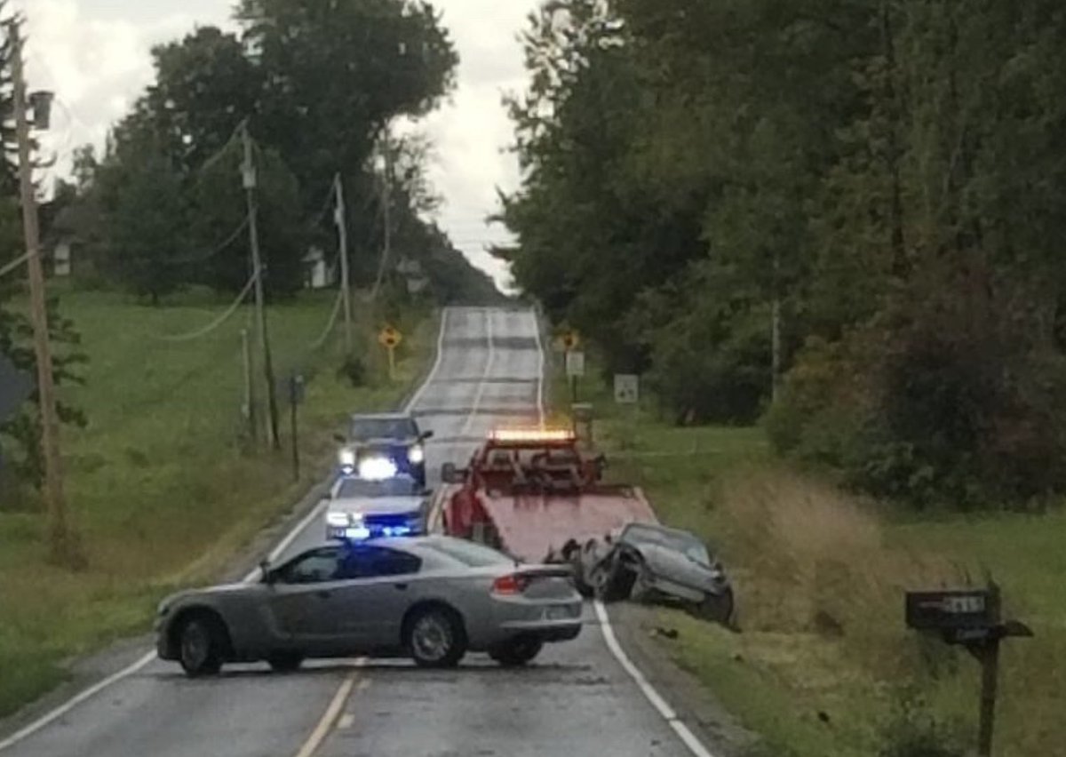 RegulatorsPod's tweet photo. According to WKYC both Myles Garrett and his passenger were wearing their seatbelts and impairment is NOT suspected. Both were taken to hospital for non-life threatening injuries. #Browns https://t.co/OB9ryQ7k9L