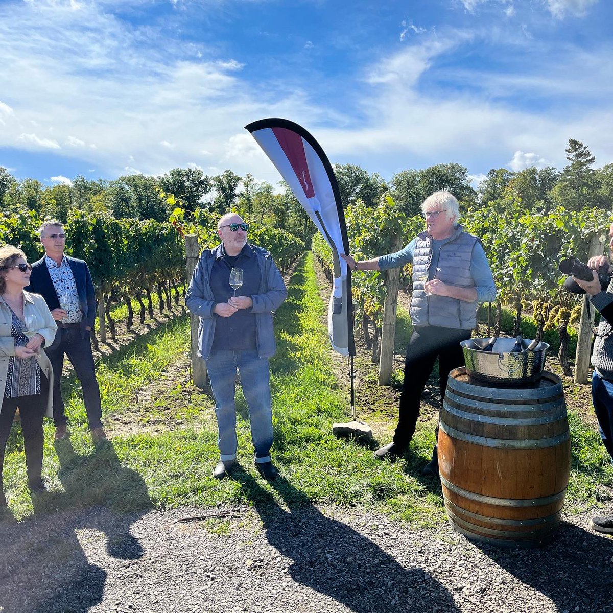 An experiential retreat to wine country is always a fun time, especially when you have the likes of Thomas Bachelder and Christopher Waters as your guides. Thanks to @ArterraCanada for the invitation to be a part of this.