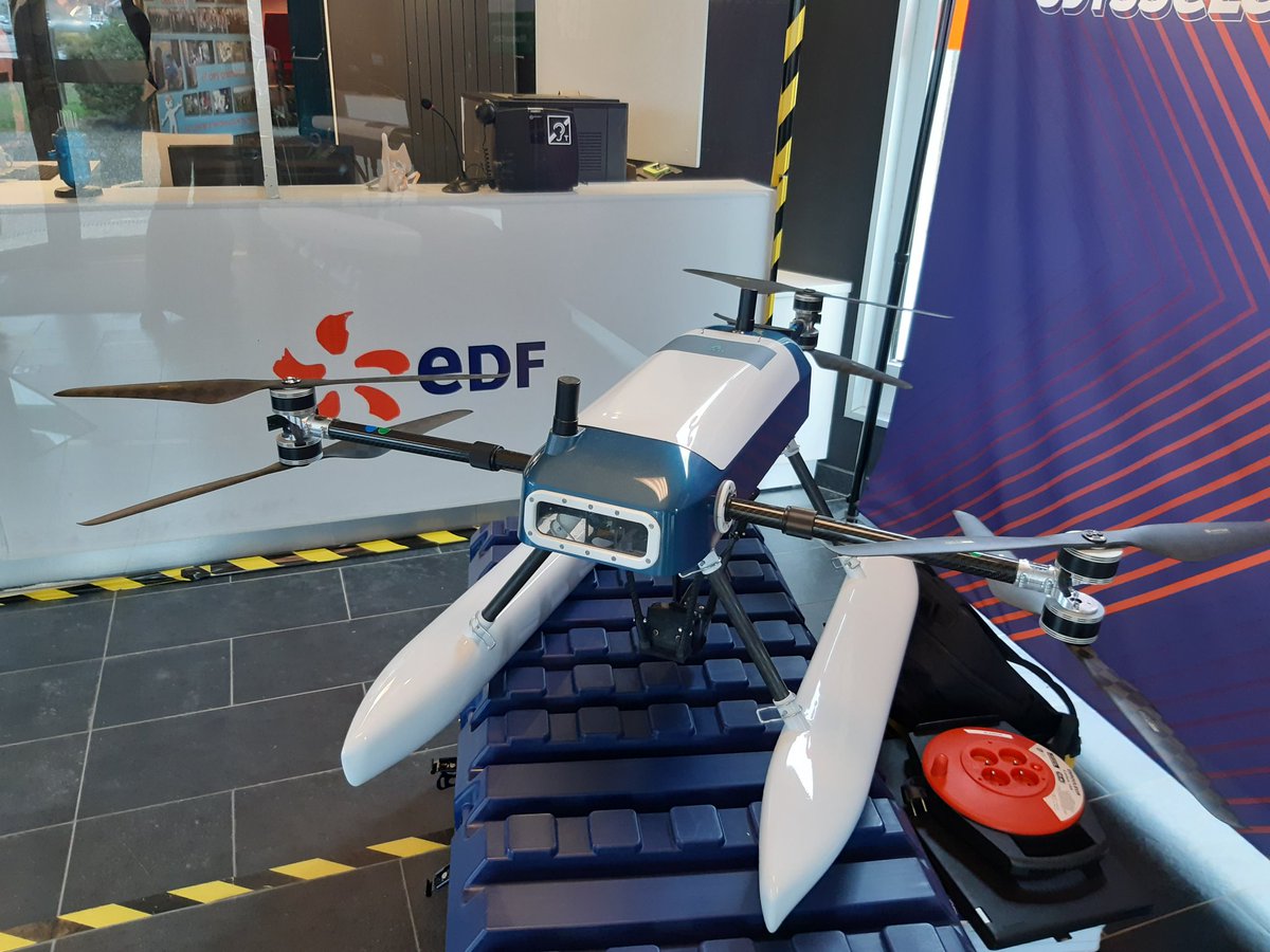 Camus_JF's tweet photo. Ce soir à la centrale de @EDFCattenom, démonstrations de drones et conférence inspirante de : 
🚁@ALERION_SAS
🚁Romain Fourché télépilote de drone au CNPE de Cattenom
🚁NEW-R-DRONE
🚁Azur Drones
🚁DBI
🚁Institut de Soudure
🚁Mines de Nancy 

Bravo @maincy771 https://t.co/Wi5vgpr7ce