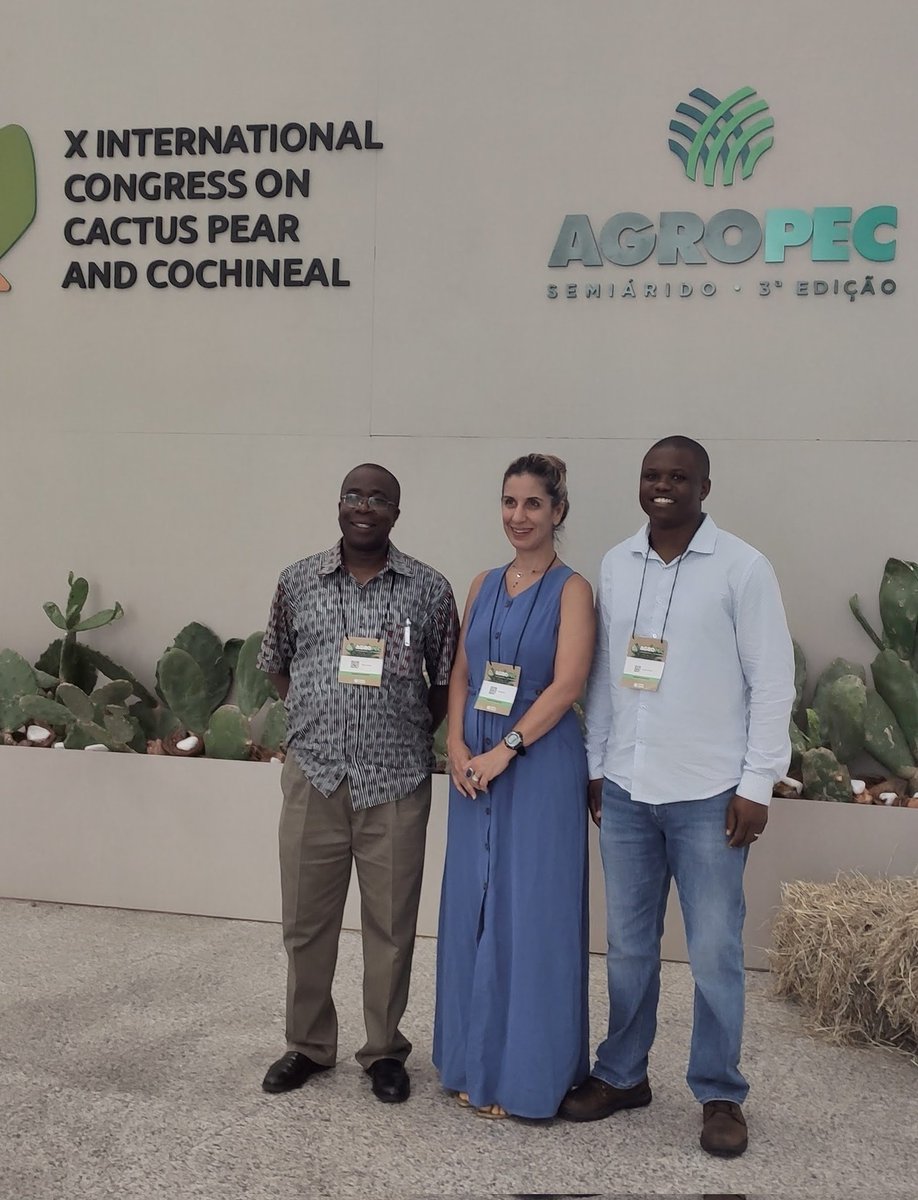 Happy to meet colleagues, friends and student at the X cactus Congress  full of Brazilian hospitality. Appreciated influence of Portuguese on Swahili <a href="/dubeux/">José Dubeux</a> <a href="/Cactus2022/">Cactus Congress 2022</a> <a href="/tembeken/">Kenneth Oduor</a>