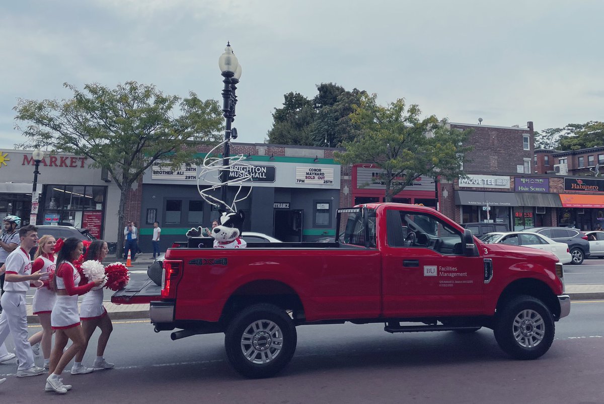 BUCommunity_'s tweet photo. Thank you to the Allston Brighton Parade for inviting @CheerBU and @BUDanceTeam to participate in the parade. We loved seeing all of the friendly faces along the route. 🐾 https://t.co/nrnHOzOZrH