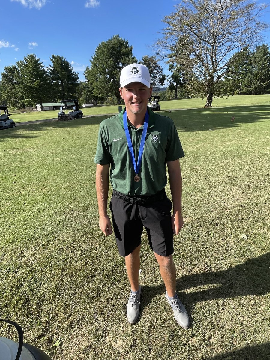 Congrats to Alex Broyles for his 1st place (tied) finish in Regional Tournament and advancing to State Tournament next week!